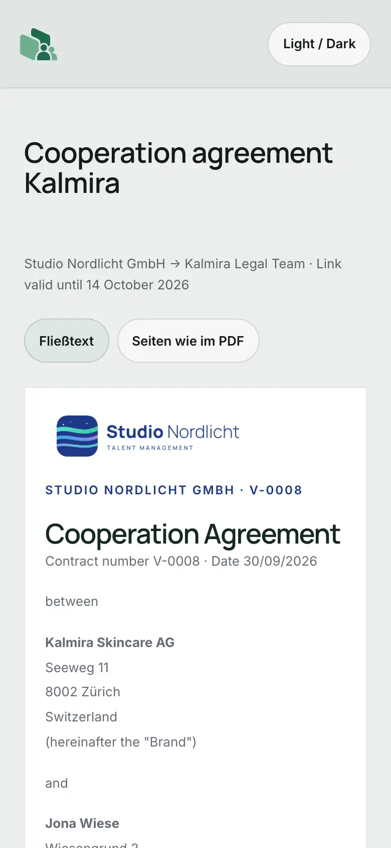 Signing page on mobile: read and sign the contract.