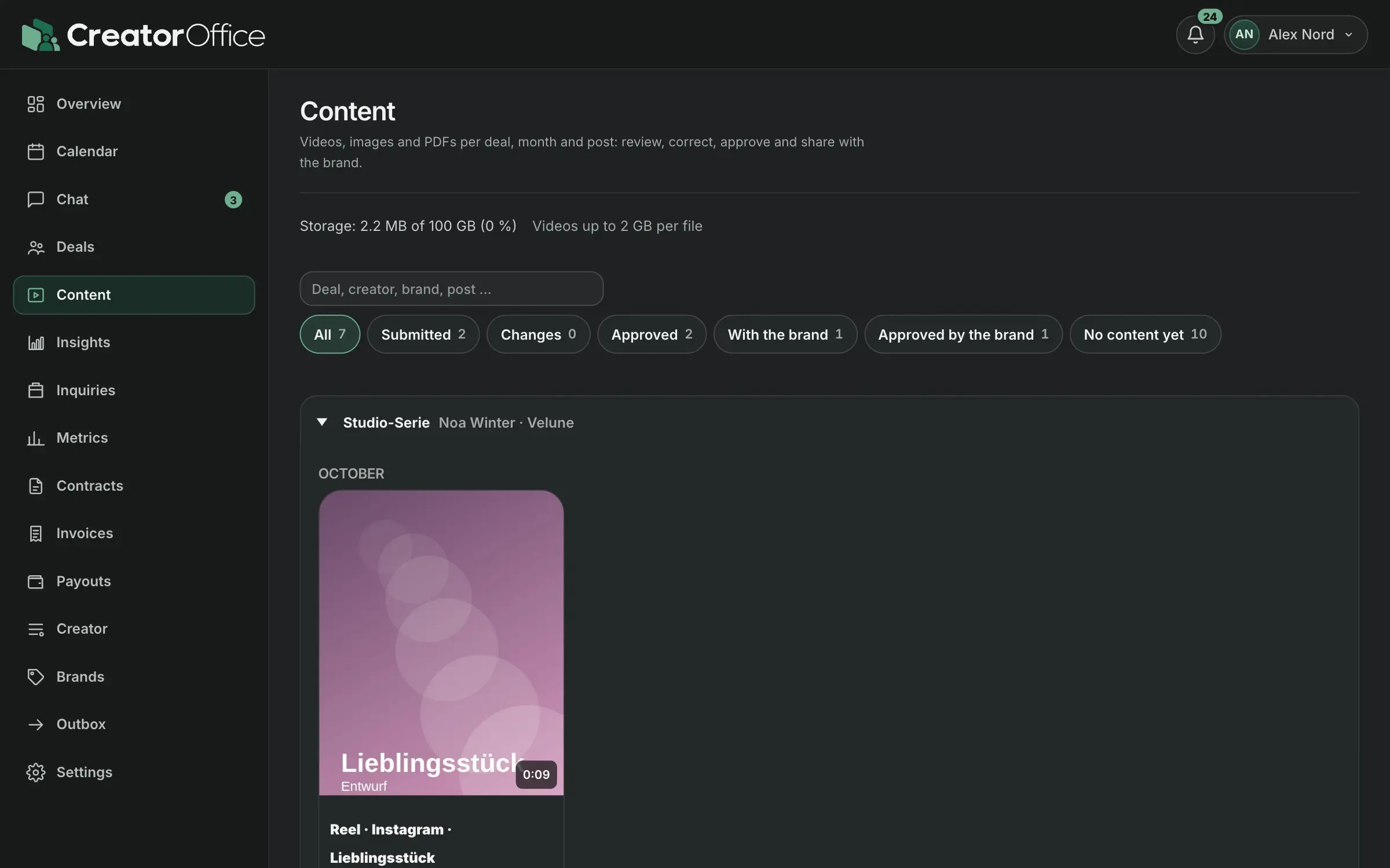 Content per deal and month with the stages submitted, changes, approved and with the brand.